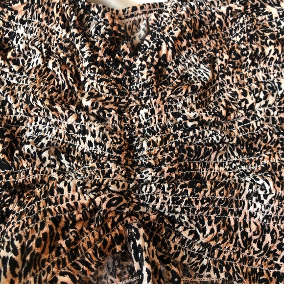 NWT Urban Outfitters leopard cropped bra top tank - Picture 3 of 8